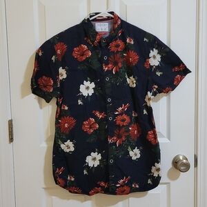 Cactus Man Size M Navy Blue and Red/white Floral Button Up Shirt